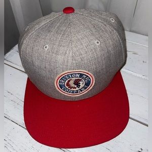 Brixton Rival SnapBack hat heathered gray and red